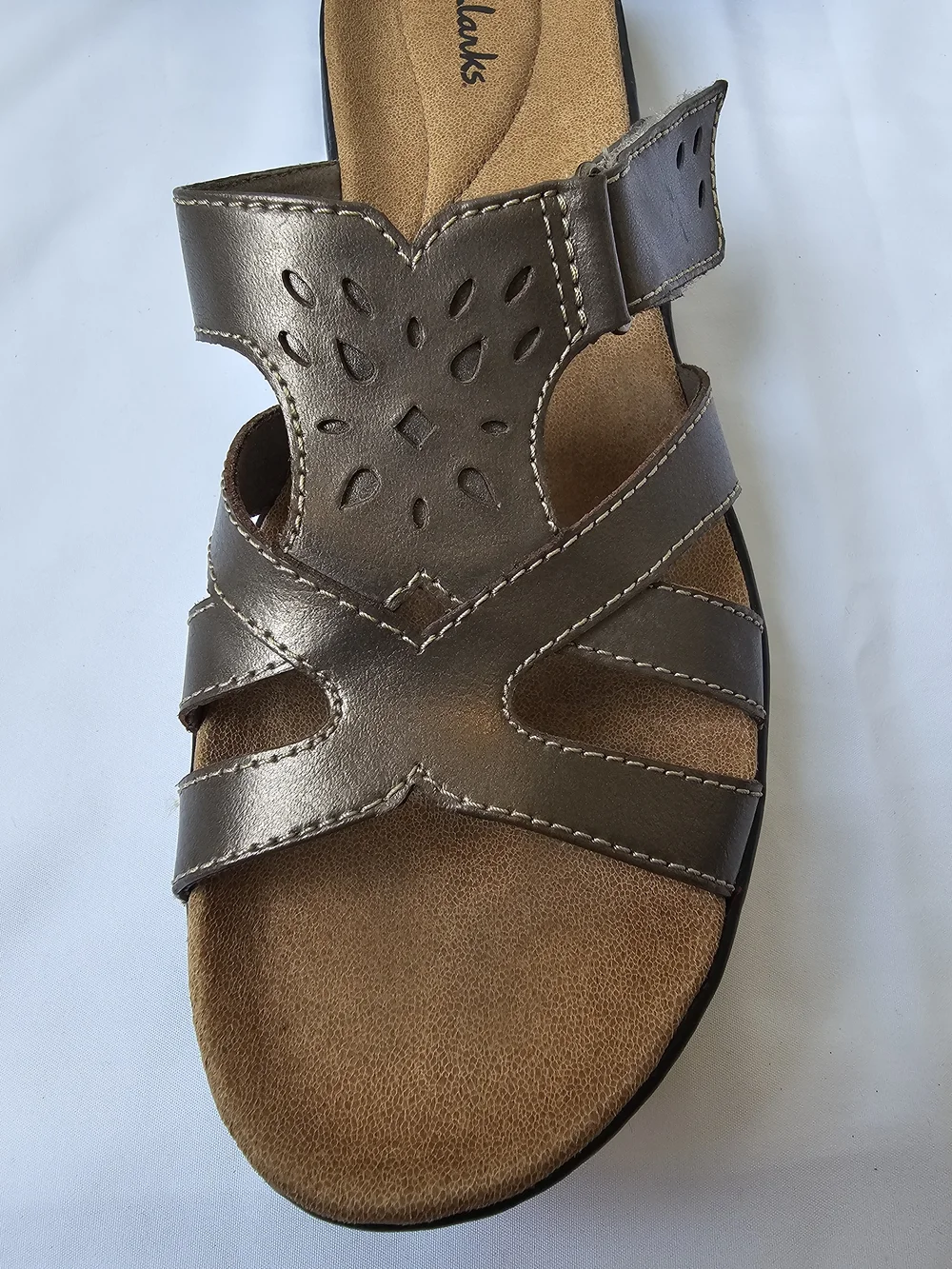 Clarks Women's Metallic Bronze Leather Sandals Size 11